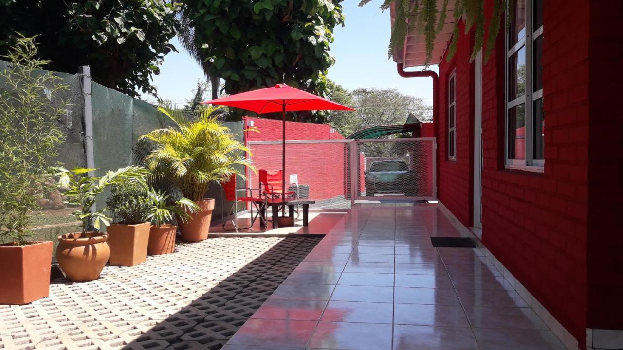 En Familia Villa Puerto Iguazú Exterior foto