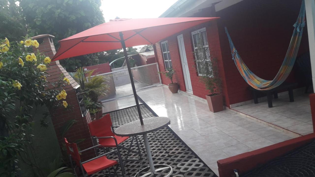 En Familia Villa Puerto Iguazú Exterior foto
