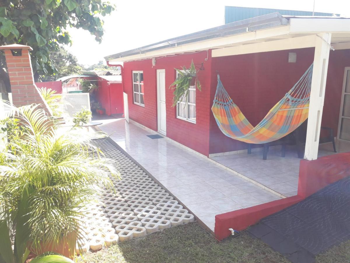 En Familia Villa Puerto Iguazú Exterior foto